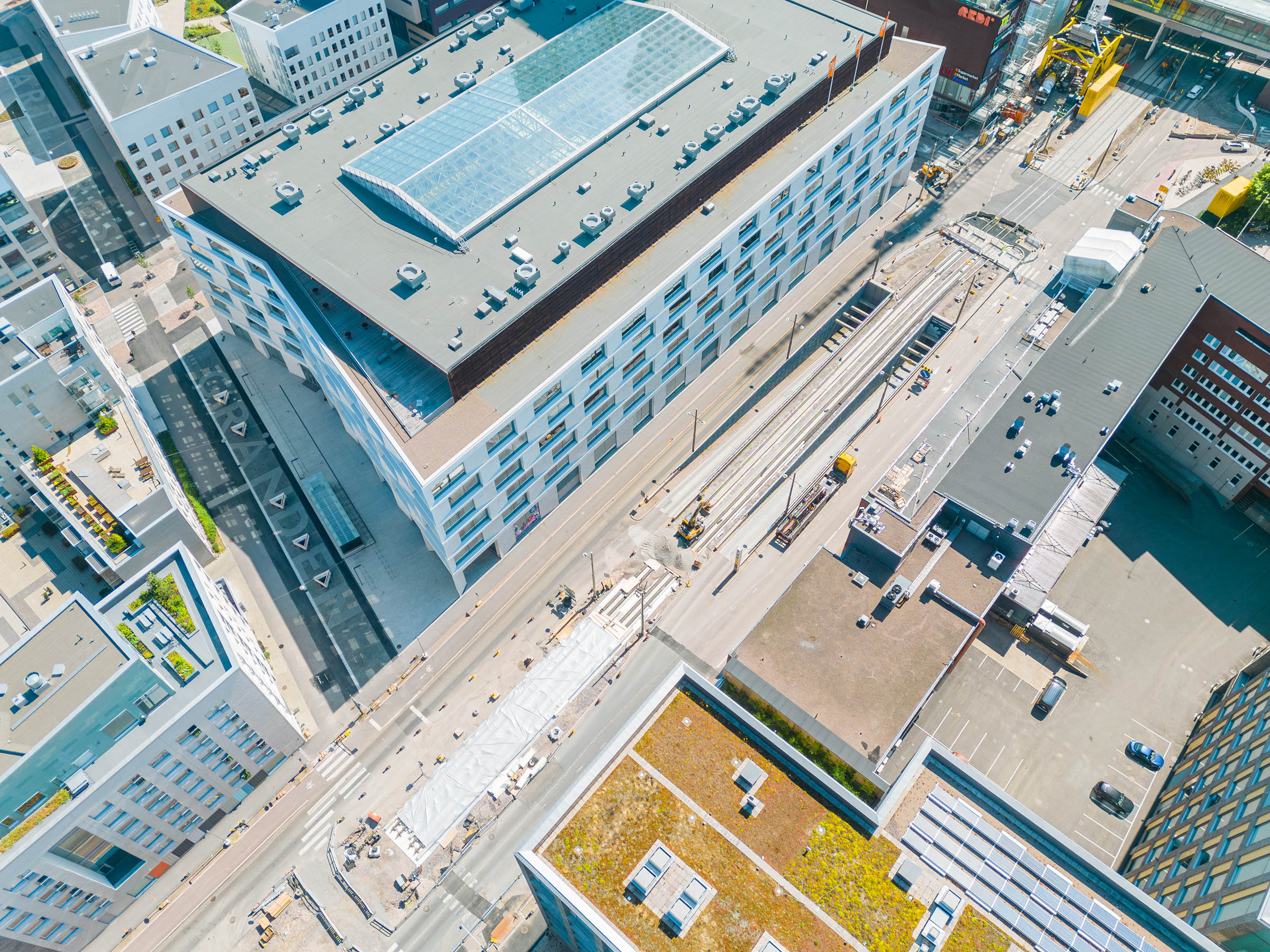 Ilmakuva Hermannin rantatien työmaasta Kalasatamassa.